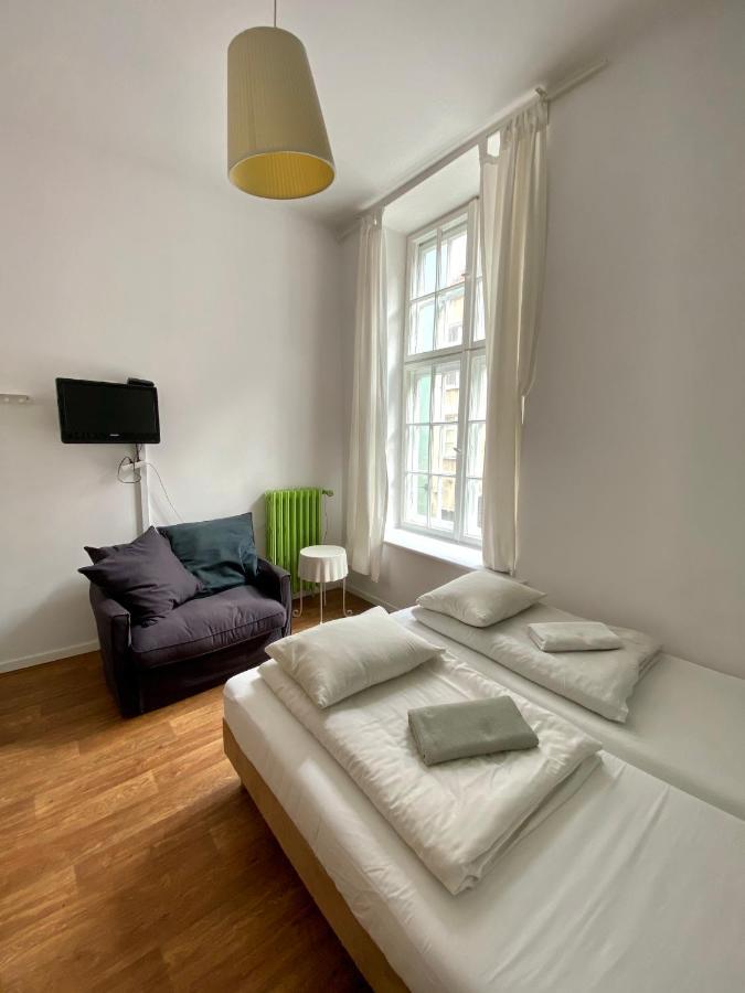 Grand Guesthouse Apartament Гданск Екстериор снимка